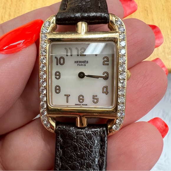 Hermes Cape Cod Watch Mother-of-Pearl Yellow Gold/Diamond - Picture 11 of 11